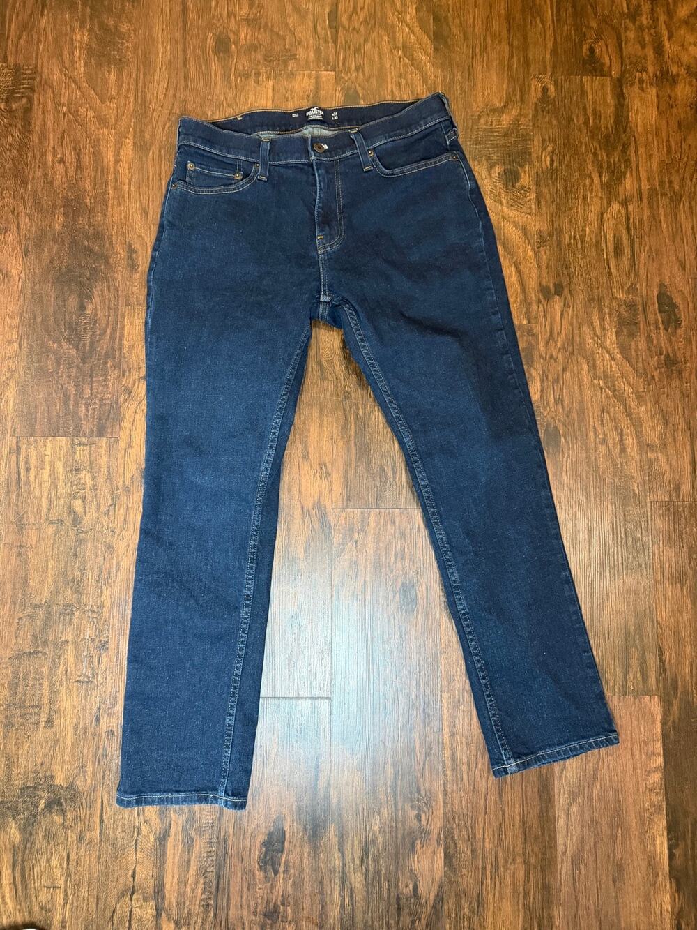 Hollister Men’s Slim Straight Epic Flex Dark Wash Jeans – Size W31 L30